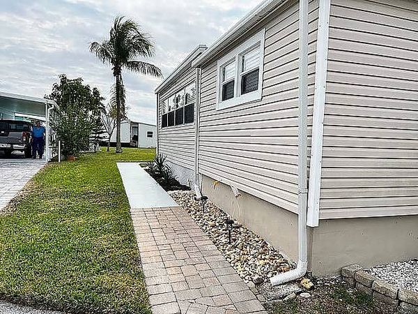 196 Arbor Lane, Vero Beach FL 32960