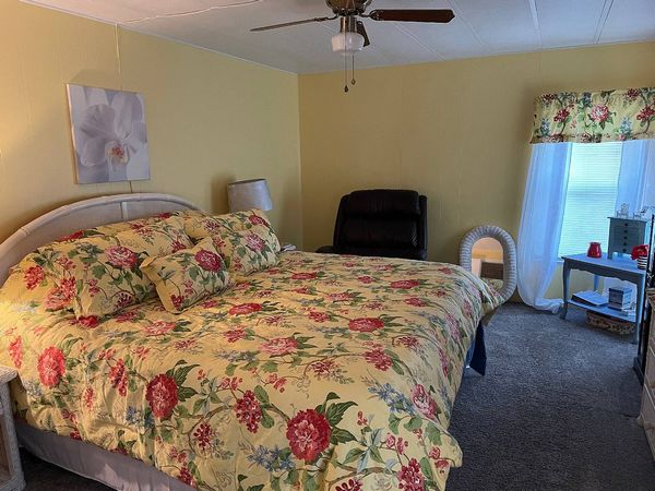 2299 Lakeside Dr, Lot 20, Leesburg FL 34748