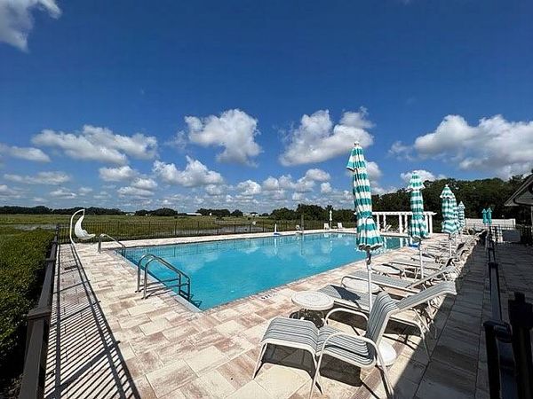 12129 Grand Oak Lane, Oxford FL 34484