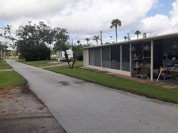 1950 S US Hwy 1, Lot 53, Vero Beach FL 32962