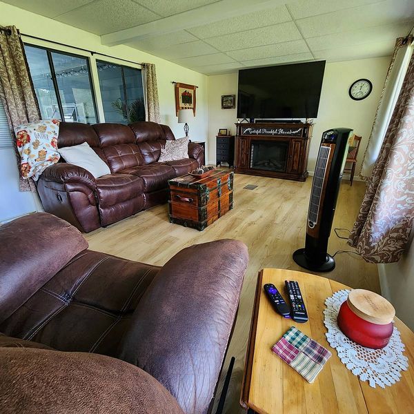 674 Pineview Dr, Orange City FL 32763