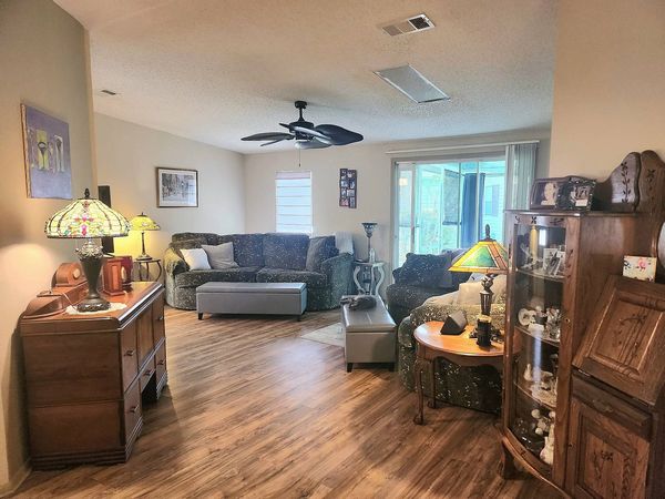 406 Cinnamon Circle, DeLand FL 32724