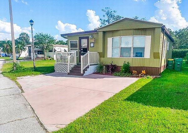 1022 Rainbow Circle, Eustis FL 32726