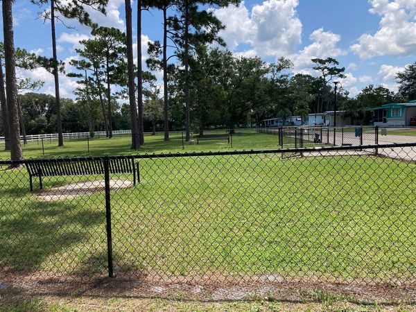 3215 Country Ln, DeLand FL 32724
