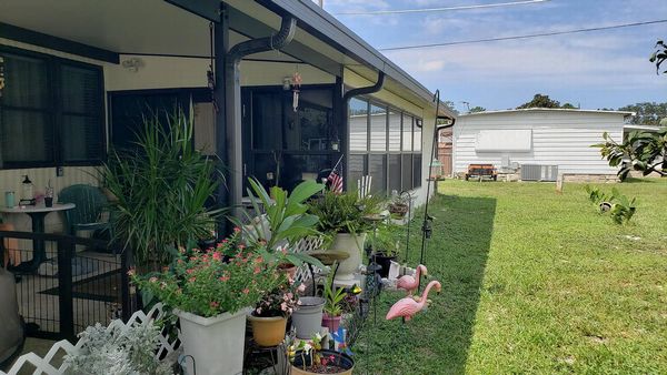 233 Linden St, Port Orange FL 32127