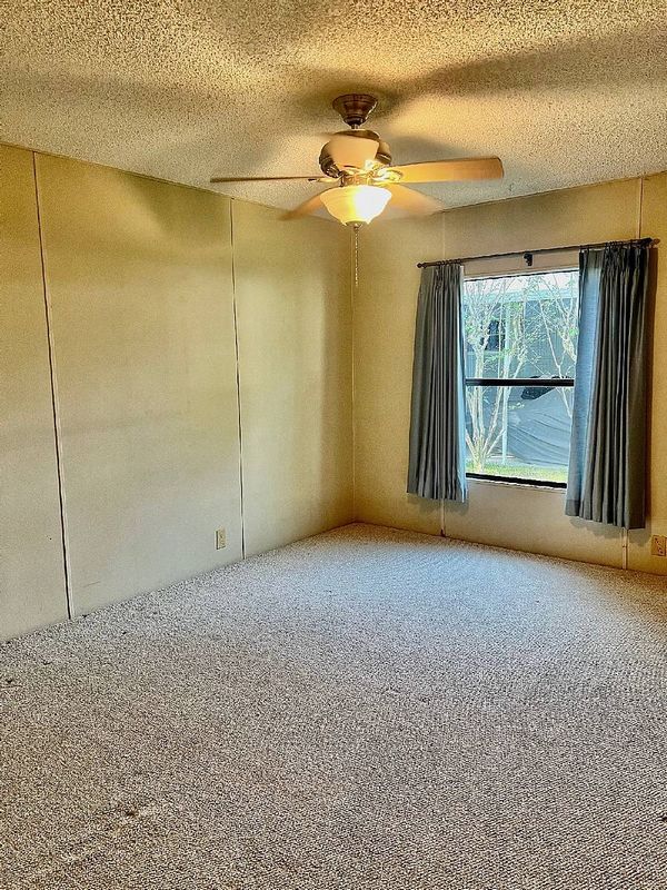 1634 Calvin Circle, Kissimmee FL 34746