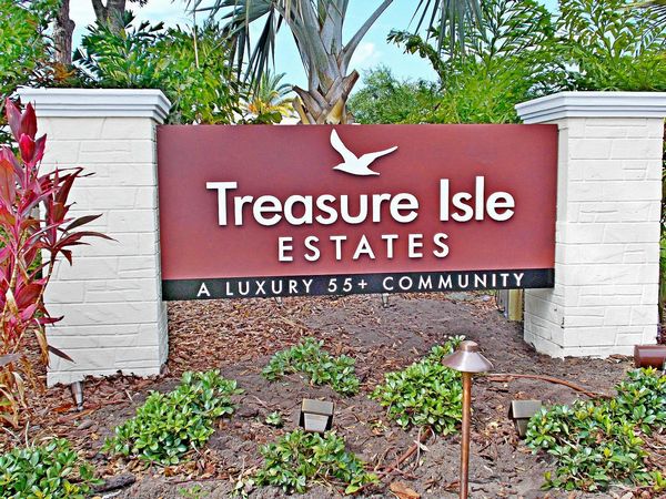 139 Royal Palm Circle, Port Orange FL 32127
