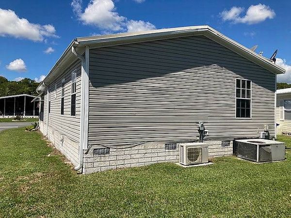 1120 Cypress Dr, Wildwood FL 34785