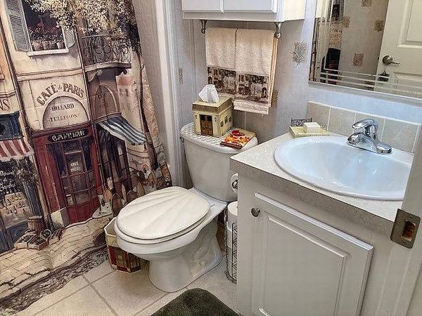 1120 Cypress Dr, Wildwood FL 34785