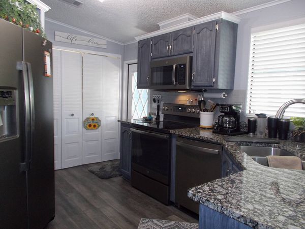 2204 Mariposa Ave., Port Orange FL 32129
