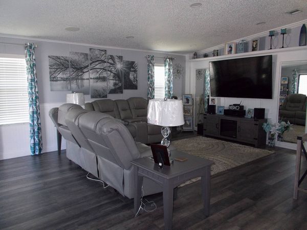 2204 Mariposa Ave., Port Orange FL 32129
