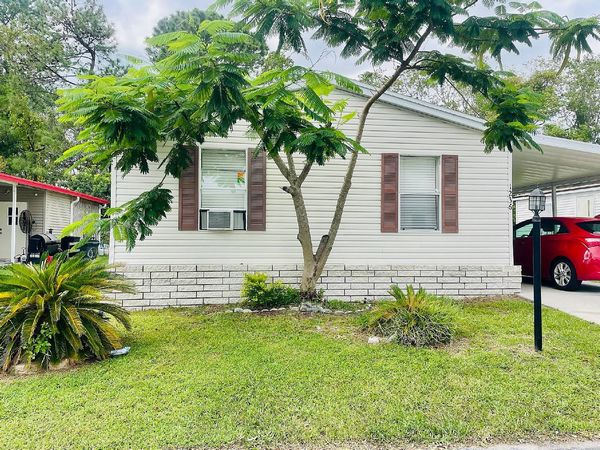 1236 Windmill Grove Cir, Lot 327, Orlando FL 32828