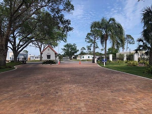 515 Rio Grande , Lot 483, Edgewater FL 32141