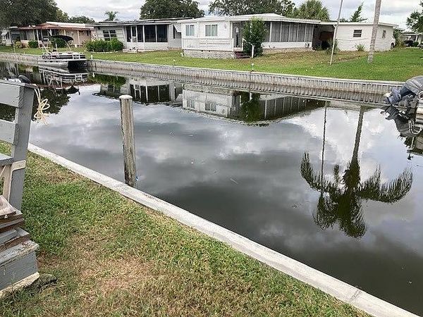 118 South Lake Dr, Leesburg FL 34788