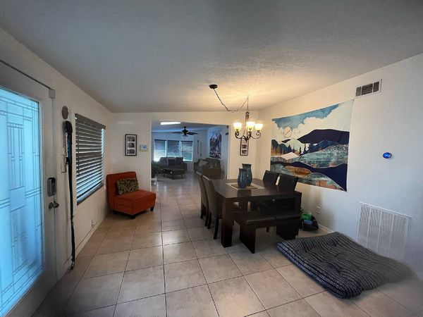 523 Archer Ln., Kissimmee FL 34746