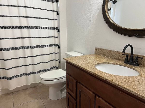 523 Archer Ln., Kissimmee FL 34746