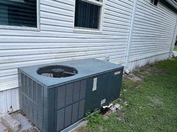 523 Archer Ln., Kissimmee FL 34746
