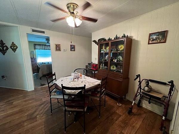 20 Kings Blvd, Leesburg FL 34748