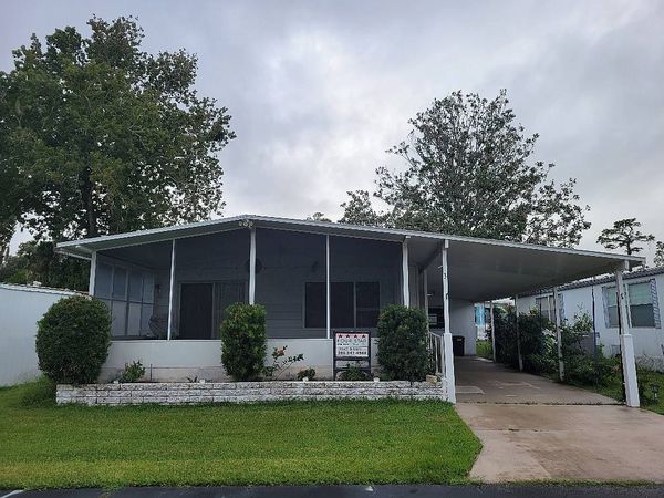 3 Trotter Ct, Daytona Beach FL 32119