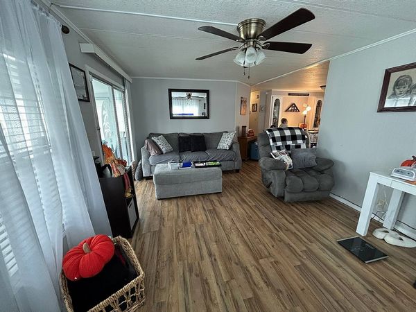 107 Clairmont Ave, DeBary FL 32713