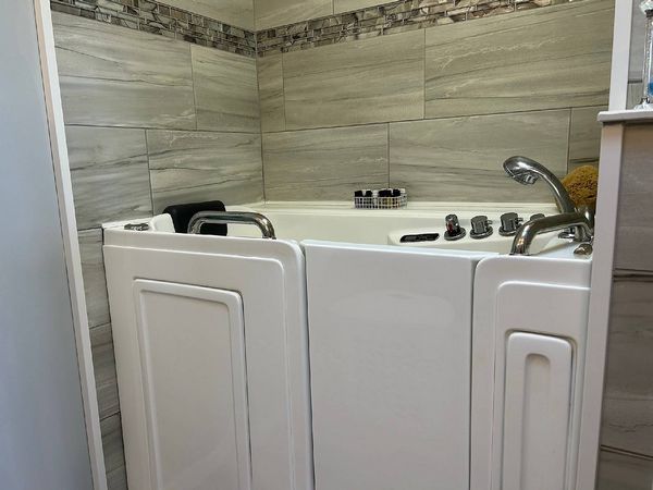 5100 El Adobe Dr, Leesburg FL 34748