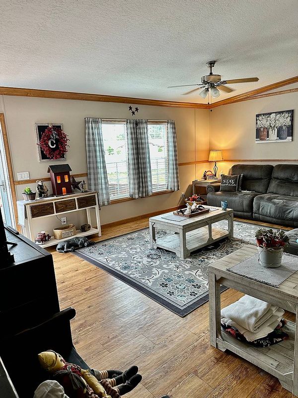 918 Reed Canal Rd., Lot 256, South Daytona FL 32119