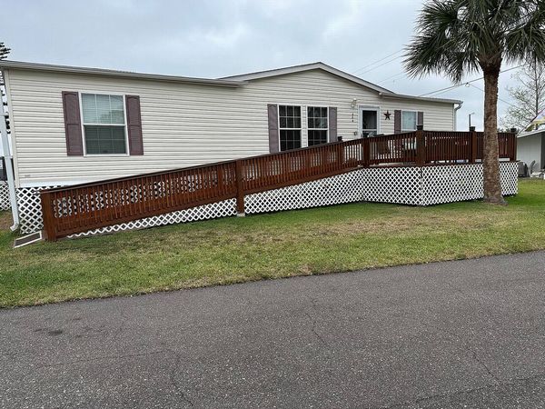 918 Reed Canal Rd., Lot 256, South Daytona FL 32119